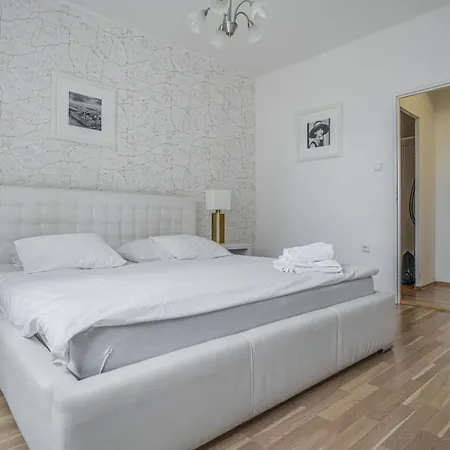 Lovely Miriam Apartment *