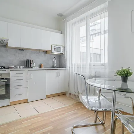 Lovely Miriam Apartment Prague